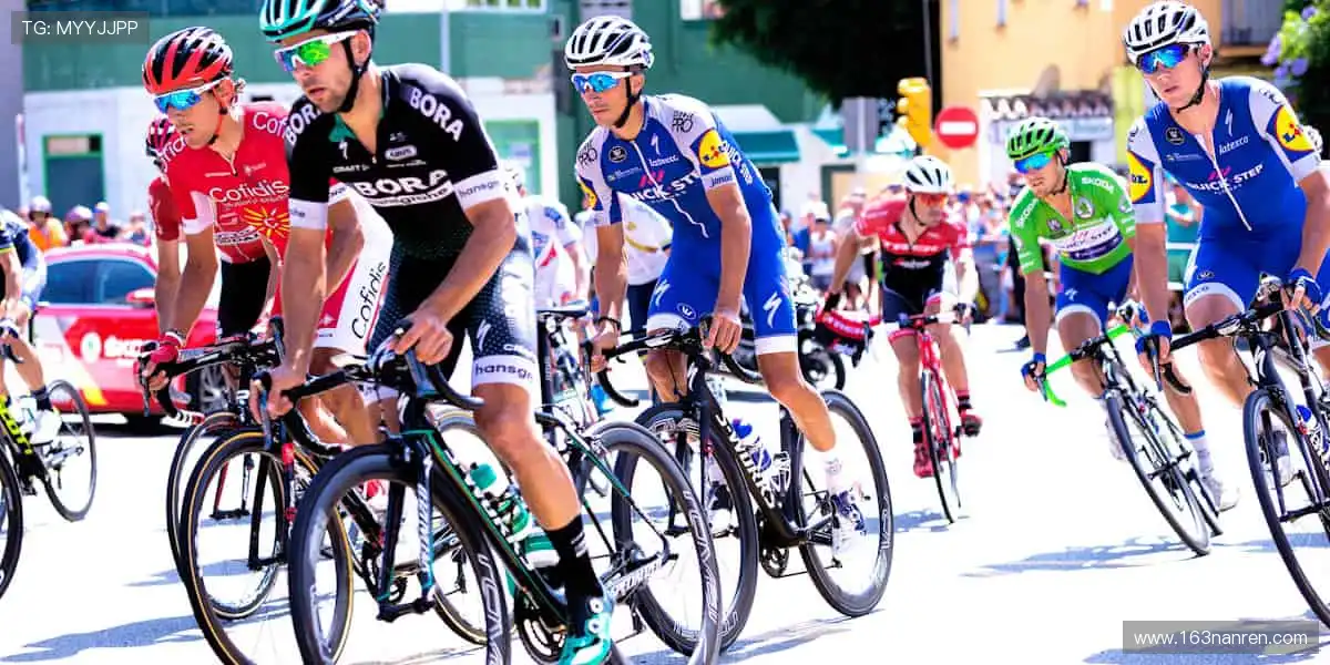 热血赛事，与你共赴巅峰战场！🏆🔥